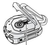 SAMSUNG VP-DX205 - Insertion de disque - 6