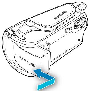 SAMSUNG SMX-F500 - Insertion de la batterie - 1