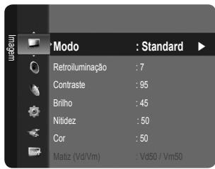 SAMSUNG LE32B450C4W - Colocar pilhas no telecomando - 2