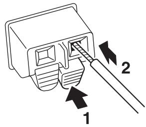 YAMAHA R-N500 - De draden van de AM-antenna aansluiten - 1