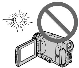 SONY DCR-IP55E - Lens and LCD screen/finder - 3