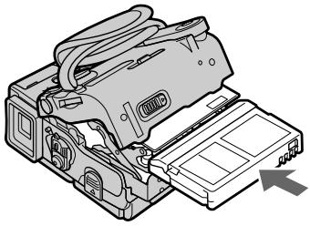 SONY DCR-PC101E - 3 - 2