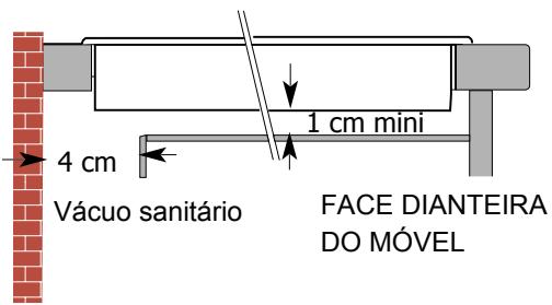 BRANDT TV399XF1 - POR CIMA DE UM MOVEL COM PORTA - 1