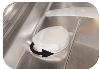 BRANDT VM400WE1 - Controles en in- en afstellingen die gedaan moeten worden voordat u de vaatwasser in gebruik neemt. - 2