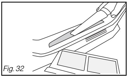 BRANDT VAP9831F - Nettoyage du logement du filtre - 1