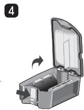 LG HOM-BOT VR1012W - Nettoyage du bac à poussière - 4