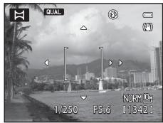 NIKON COOLPIX P7100 - Sélectionnez la direction souhaitée à l'aide du sélecteur multidirectionnel, puis appuyez sur la commande Ⓔ. - 1