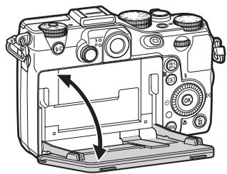 NIKON COOLPIX P7100 - Modification de l'inclinaison du moniteur - 1