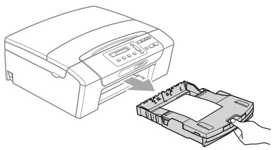 BROTHER DCP-195C - Pour enlever les imprimés de petit format de l'appareil - 1