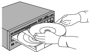 PIONEER DVL-V888 - Remove the disc. When removing a DVD/CD When removing an LD - 2