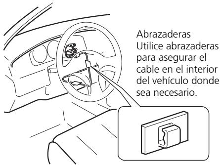PIONEER FH-P80BT - Instale la presilla de micrófono en la base del volante. - 2