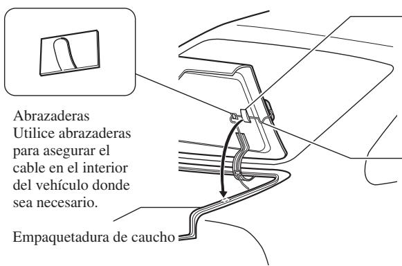 PIONEER AVIC-800DVD - Cuando pase el cable al interior desde el maletero - 1