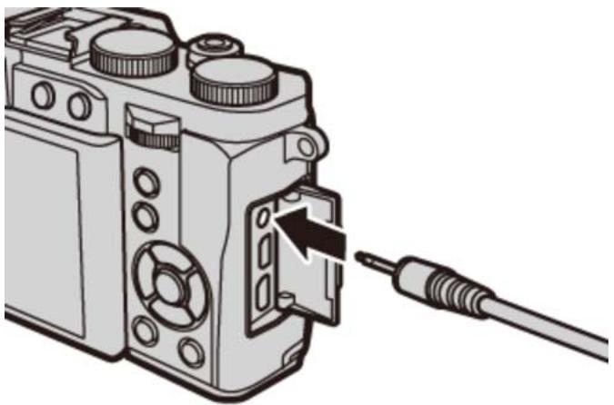 FUJIFILM X30 - Utilisation d'un microphone externe - 1
