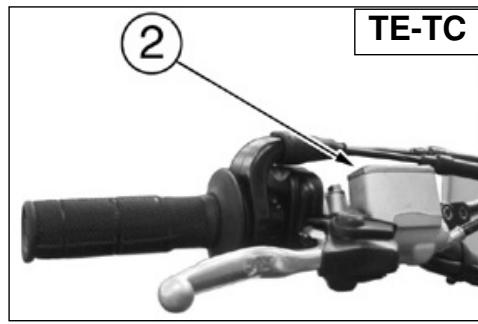 HUSQVARNA TE 310 - Per effettuare la sostituzione, procedere nel modo seguente: - 4