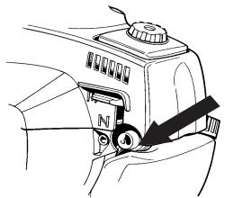 HUSQVARNA 323P4 - Pompe à carburant: - 1