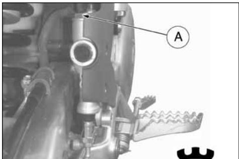 HUSQVARNA HVA TE TC SMR 510 2010 - REAR BRAKING SYSTEM BLEEDING - 2