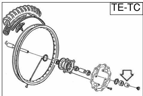 HUSQVARNA HVA TE TC SMR 510 2010 - RÉMONTAGE DE LA ROUE AVANT - 4
