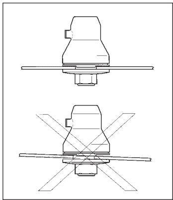 HUSQVARNA J-HANDLE - Terän ja trimmipään asennus - 1