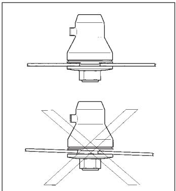 HUSQVARNA J-HANDLE - Montering af J-håndtag - 4