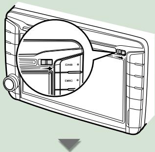 KENWOOD DNX719VHD - Retrait du panneau avant - 1
