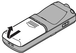 OLYMPUS VN-750 - Satta i batterier - 1