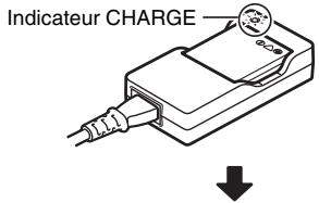 SANYO XACTI VPC-CA9 - Branche la fiche du cordon d'alimentation sur un prise de courant (100 v à 240 v CA). - 2