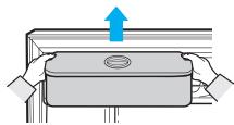 SAMSUNG SR428MLS - Lift up and pull out the water tank. - 1