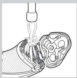 PHILIPS SERIE 5000 - Rengjore skjaereenheten under springen - 2