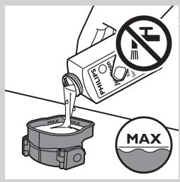 PHILIPS SERIE 5000 - Cleaning the shaving unit under the tap - 14