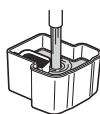 PANASONIC ES-LV95 - Turnati apä de la robinet.si detergentin unitatea lichidului de curătare. - 1