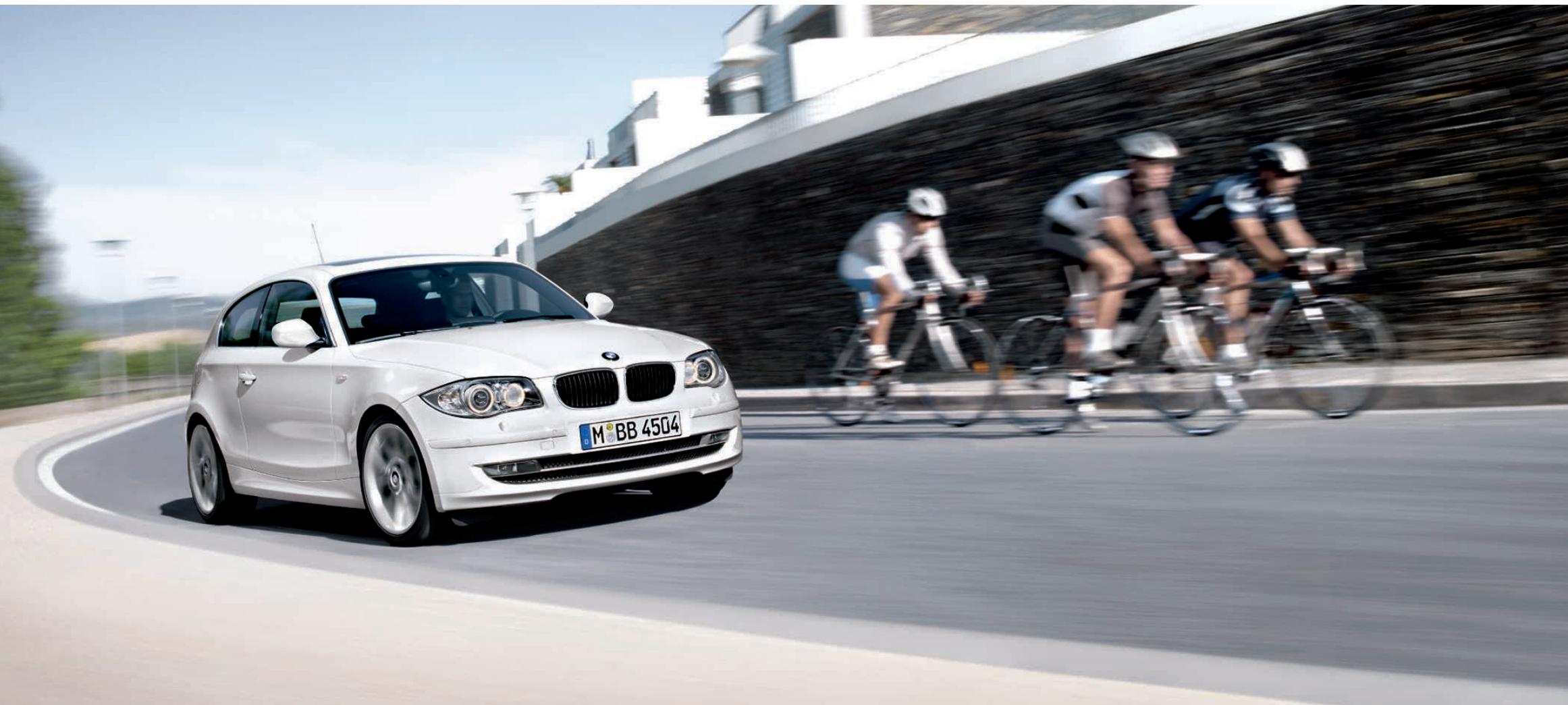 BMW SÉRIE 1 3 & 5 PORTES - Ou trouver l'avenir technologique en MARCHE? sur une ROUTE en LACETS. - 1