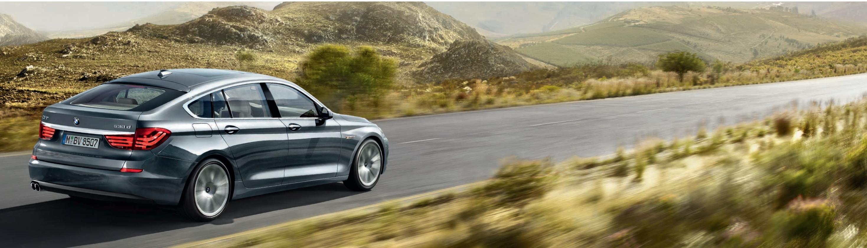 BMW SÉRIE 5 GRAN TURISMO - Deuxième RANG. première CLASSE. - 5