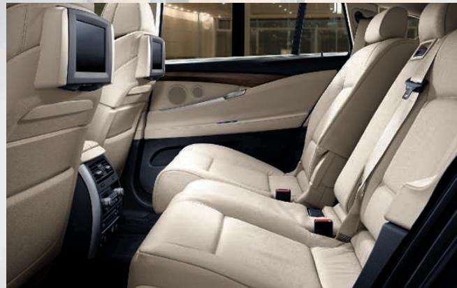 BMW SÉRIE 5 GRAN TURISMO - Deuxième RANG. première CLASSE. - 10