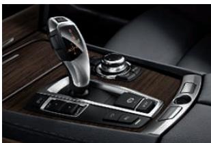 BMW SÉRIE 7 - Valeurs traditionnelles. - 8