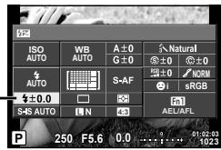 OLYMPUS E-M5 MARK II - Réglage du rendement du flash (commande d'intensité du flash) - 1