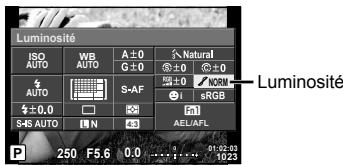OLYMPUS E-M5 MARK II - Réglages fins sur la tonalité (luminosité) - 1