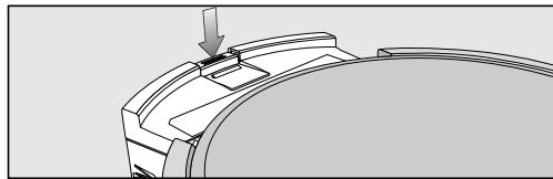 MIELE SCOUT RX1 - Cleaning the seal on the dust box - 1