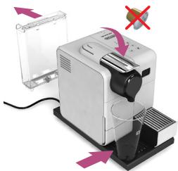 DELONGHI LATISSIMA TOUCH EN550B - VYPUSTENI SYSTEMU PRED DELSI DOBOU NECINNOSTI, OPRAVOU NEBO Z DUVODU OCHRANY PRD MRAZEM/VIZ KIURITÉSE FAGYVEDELEM, HOSSZABB HASNZALATON KIVULI IDOSZAK, VAGYSZERVIZELES ALKALMÁVAL - 9