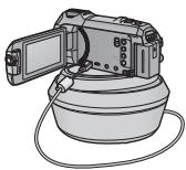 PANASONIC HC V770 - Installez la tourelle télécommandée de sorte que sa position initiale soit face au sujet. - 2