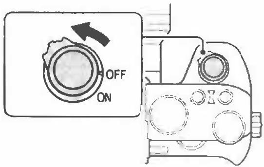 SONY ALPHA A580 - Charging the battery pack using the AC Adaptor - 1