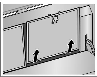 GAGGENAU AI240190 - Removing metal grease filter - 2