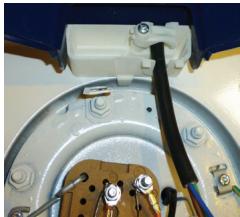 ATLANTIC CALYPSO SPLIT INVERTER - Controleer, voordat u met aansluiten begint, of de stroom is onderbroken. - 2