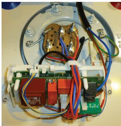 ATLANTIC CALYPSO SPLIT INVERTER - Servicing by a qualified professional - 1