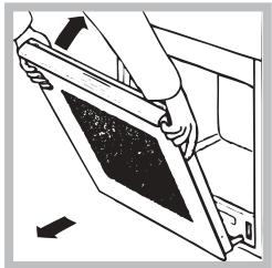 HOTPOINT MS998IXHA - Cleaning the oven door - 4
