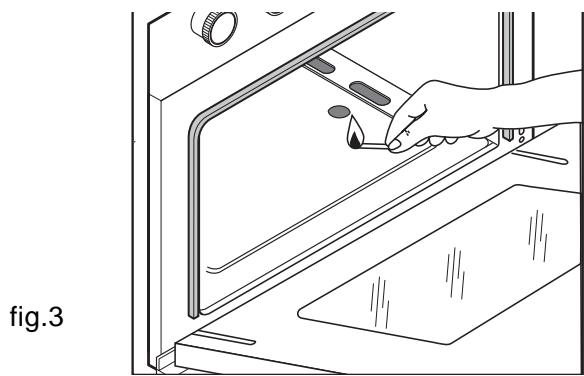 HOTPOINT CP058GTX - Accensione del bruciatore forno - 1