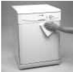 FAGOR LFF-310W - Nettoyage de l'exterieur de l'appareil - 1