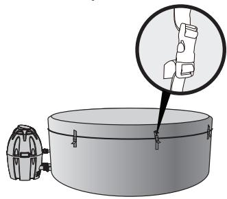 BESTWAY HELSINKI - Screw the filter set to the inside of the spa's outlet pipe. - 3