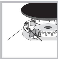 INDESIT I6M6HAGX - Lighting the burners - 1