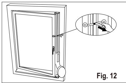 ELECTROLUX EXP26U338CW - Installation in a casement window - 7