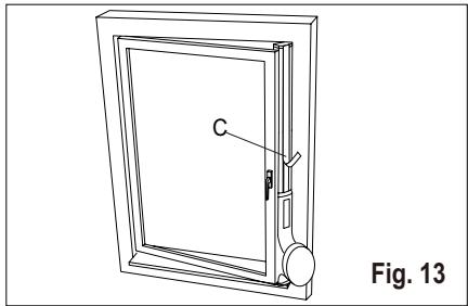 ELECTROLUX EXP26U338CW - Installation dans une fenêtre à battants - 6